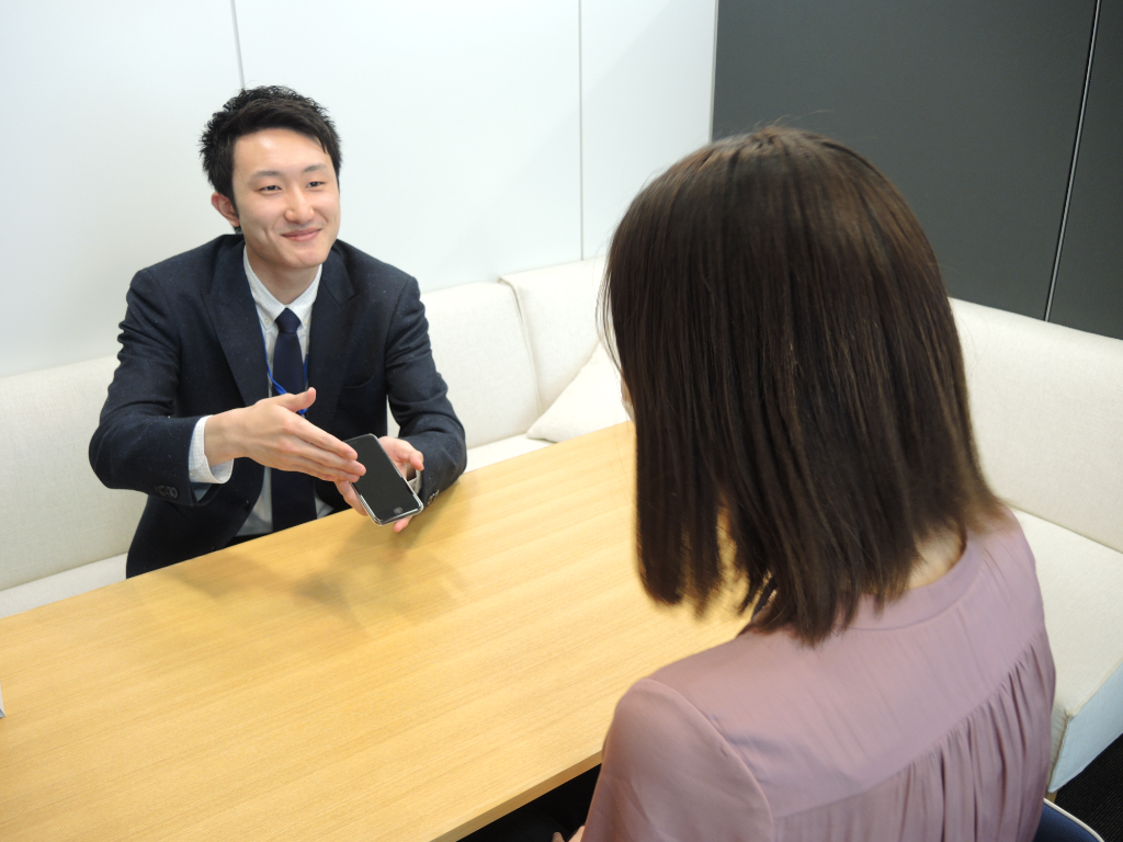 携帯ショップでの受付対応｜未経験歓迎
